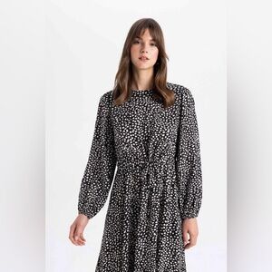 Elegant Black and White Heart Dress